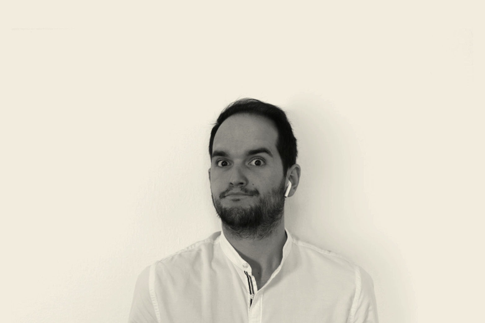 José